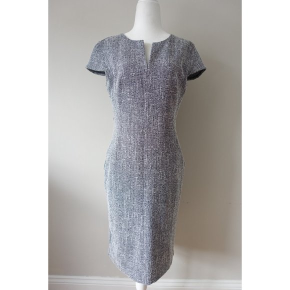 Banana Republic Dresses & Skirts - Banana Republic Split Neck Sheath Dress